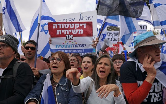 Сотні тисяч людей знову вийшли на протести через судову реформу в Ізраїлі