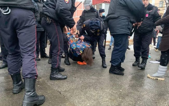 В России на митингах за Навального задержали почти 60 человек