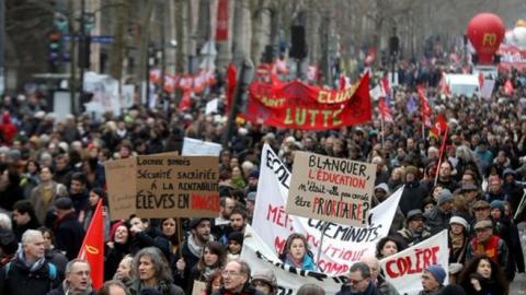 Протести в Парижі: поліція затримала 125 демонстрантів