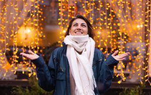 Свята не тільки для дітей: навіщо дорослим ялинки, гірлянди та подарунки