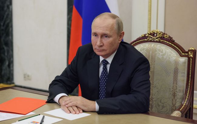 Путін їздить по Росії у супроводі зенітників, а маршрути охороняє армія (фото, відео)