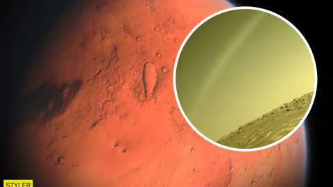 Ученые нашли объяснение загадочной "радуге" на Марсе