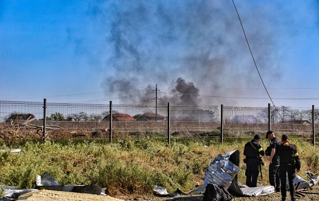 Беларусь продлила запрет на полеты возле Украины еще на три месяца. Угроза ударов остается