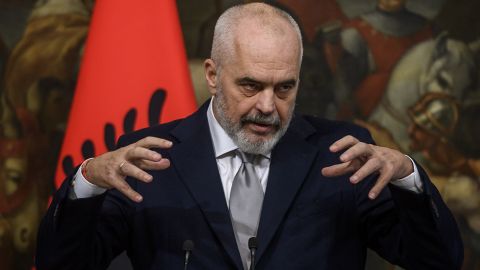 Премьер Албании выступил за объединение с Косово
