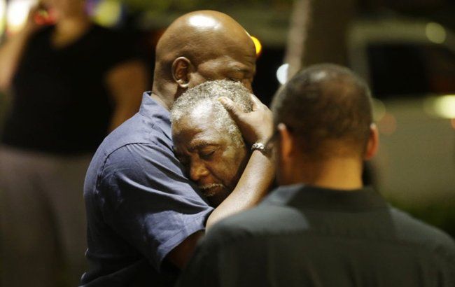 В Чарльстоне в результате стрельбы в церкви погибло девять человек