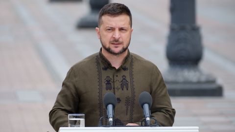 Скільки РФ застосувала проти України ракет та дронів-камікадзе: відповідь Зеленського