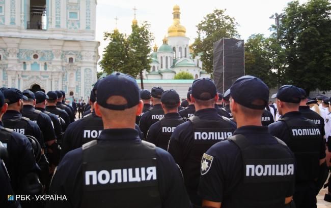У Києві невідомі закидали петардами охорону одного із закладів