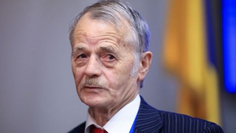 Джемилев заявил, что включенные в список крымские татары могут отказаться от обмена