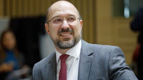 Шмыгаль призвал украинцев воздержаться от междугородних поездок