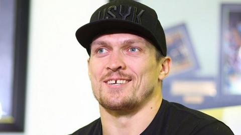 Забавна витівка перед боєм: мережу підірвало відео з Усиком