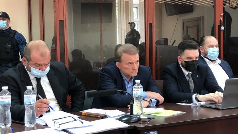 Суд над Медведчуком: прокурор просит об аресте до 10 июля