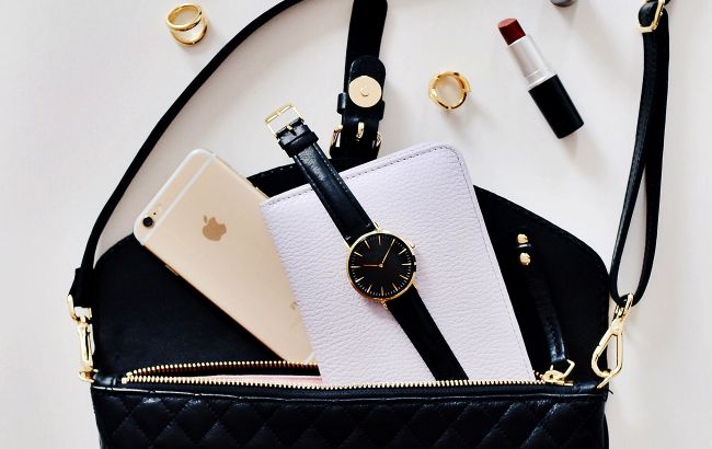 Ці речі не можна тримати біля телефону: вони можуть пошкодити смартфон