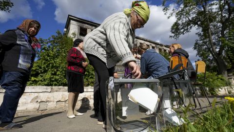 Жительница Херсона помогала РФ проводить "референдум". Ее задержали и отправили в СИЗО