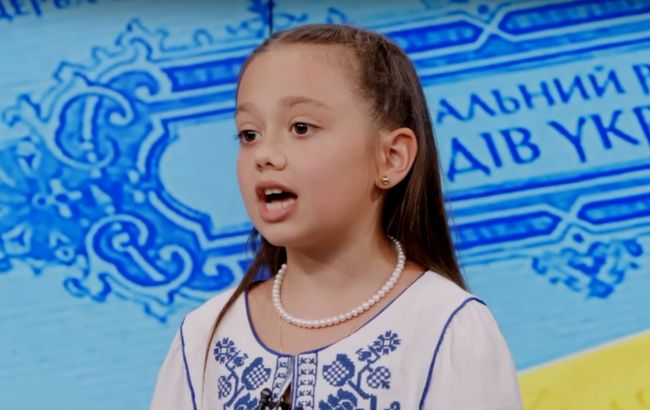 Рекорд заради ЗСУ! 8-річна Кіра продекламувала найдовшу скоромовку у світі (1035 слів за 6 хв)