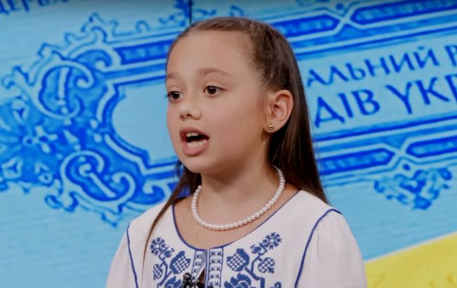 Рекорд ради ВСУ! 8-летняя Кира продекламировала самую длинную скороговорку в мире (1035 слов за 6 минут)