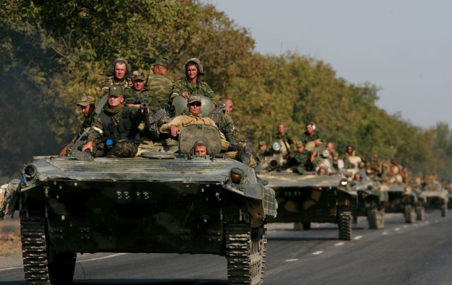 Россия перебросила на Донбасс сотни единиц боевой техники под видом учений "Запад-2021"