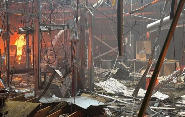 Удар по ТЦ в Кривом Роге: уже более 50 раненых и 5 погибших