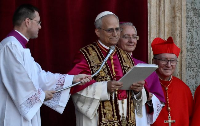 До четвертої річниці вторгнення РФ: Ватикан випустив незвичну марку на підтримку українців