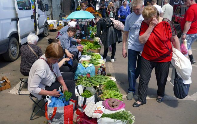 Ціни в Україні знизилися вперше за два роки