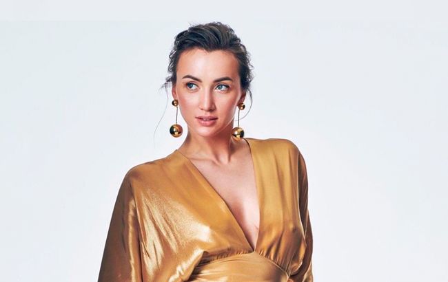 Невероятная Ризатдинова поделилась лайфхаком, который поможет сесть на шпагат