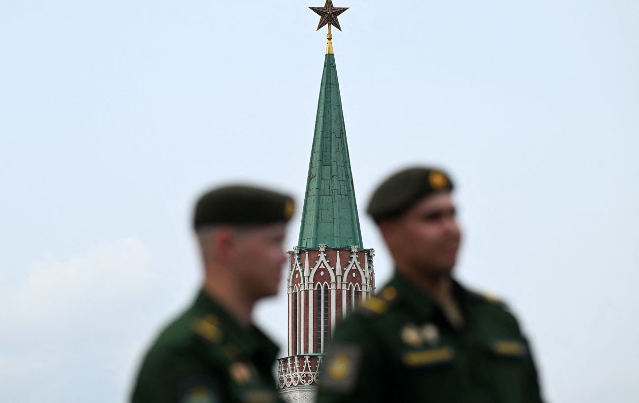 Москва ставить ППО на житлові висотки і перетворює мешканців на "живий щит"