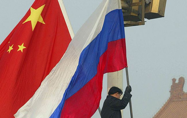 Китай оказывает РФ экономическую помощь и поддержку в сфере безопасности, - разведка США