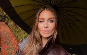 Как повторить стиль внучки Ротару: этот жакет мгновенно меняет "лук"