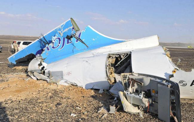 Разрушение российского самолета произошло в воздухе на большой высоте