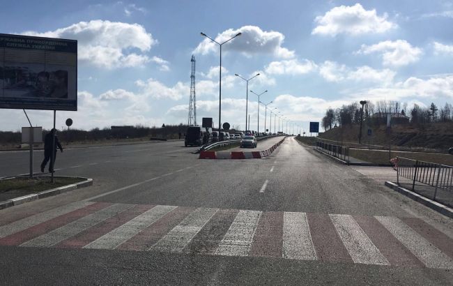 У Львівській обл. викрили схему незаконного ввезення автомобілів в Україну