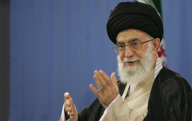 Верховний лідер Ірану зажадав опублікувати дані про збитий літак