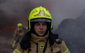 В Одессе повреждены высотки, отель и пострадали дети: фото последствий ночной атаки РФ