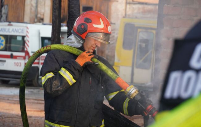 Ворожий дрон у Львові впав біля пам'ятника Бандері, - Садовий