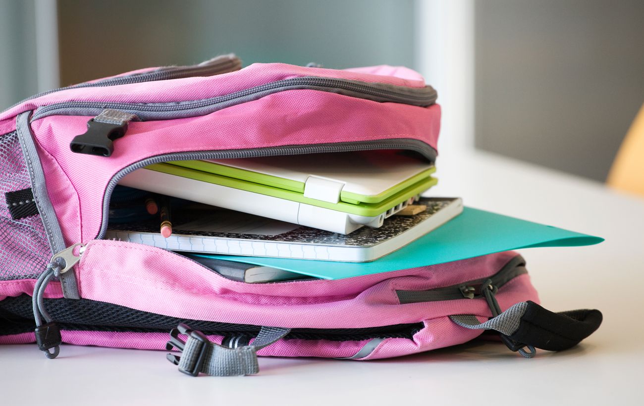 Школьный сезон приближается: как правильно выбрать удобный рюкзак для ...