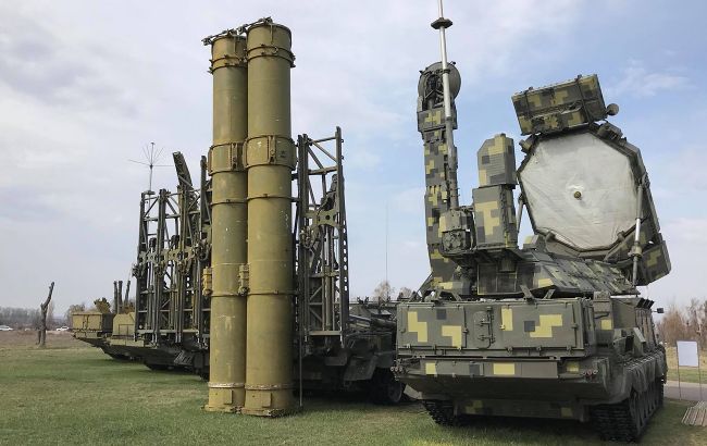 ЗСУ показали, як збили вночі російську крилату ракету (відео)