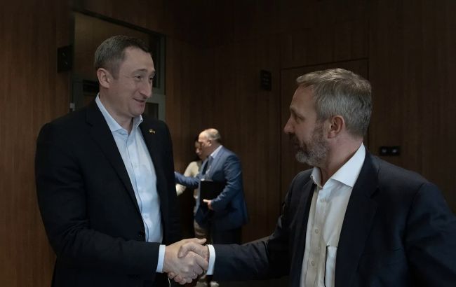 Чернышев встретился с директором по энергетической безопасности Совета нацбезопасности США