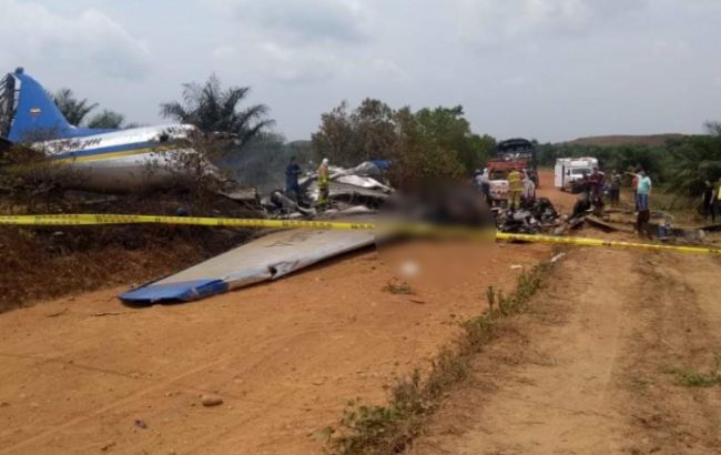 В Колумбии в результате крушения самолета погибли 12 человек