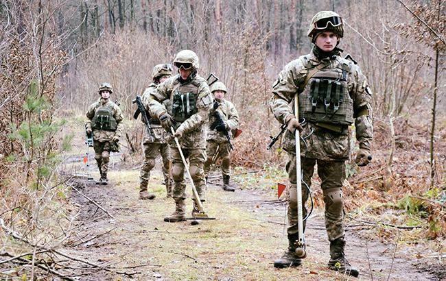 Разминирование Донбасса может длиться десятилетия, - Госдеп