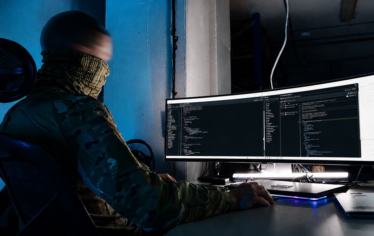 Робота не заради процесу: яких ІТ-фахівців шукає "Альфа" СБУ та що їм пропонують