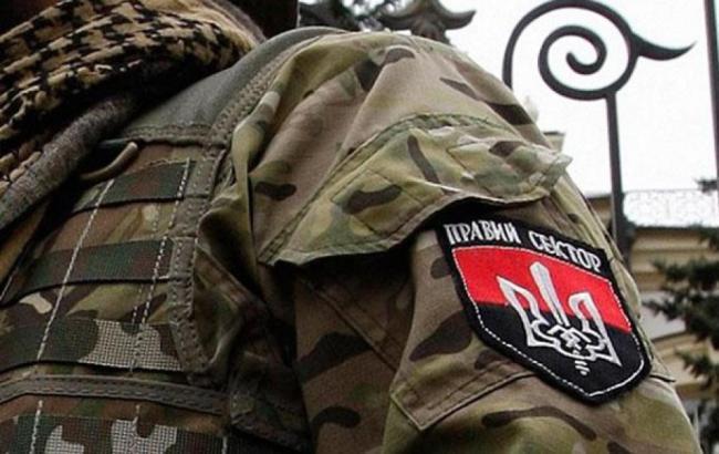 Задержанного в Киеве бойца "Правого сектора" везут в СИЗО Мариуполя