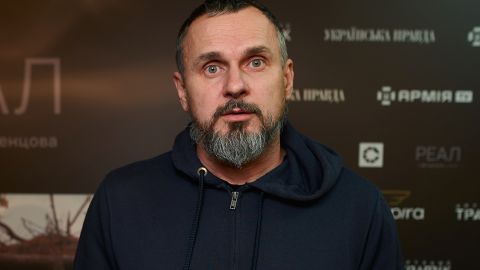 "Нет ни начала, ни идеи, ни сценария". Олег Сенцов в Киеве рассказал, о чем его новый фильм