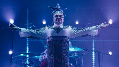 "Луч света в темном царстве": Верка Сердючка прокомментировала слухи об уходе со сцены