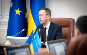 Кабмін готує зміни для роботи під час тривоги, комендантську годину теж переглянуть