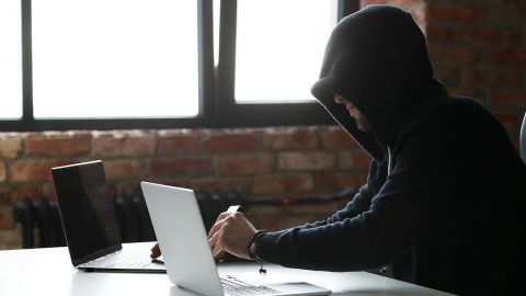 В Украине из-за атаки российских хакеров перестал работать сайт Минсреды