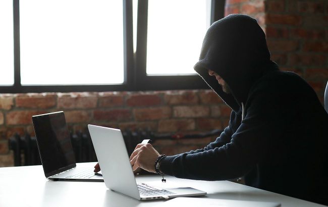В Украине из-за атаки российских хакеров перестал работать сайт Минсреды