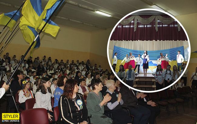 Були не в вишиванках: у Миколаєві учнів не пустили на святкування Дня Соборності