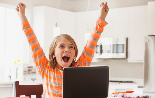 Одеська область через негоду готується перевести школи на дистанційку