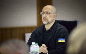 Від 50-60 тисяч гривень: Шмигаль розкрив деталі нових контрактів в ЗСУ