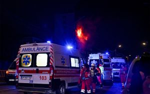 "Шахед" влучив у п'ятиповерхівку в Кривому Розі: розгортають штаб допомоги, є поранений