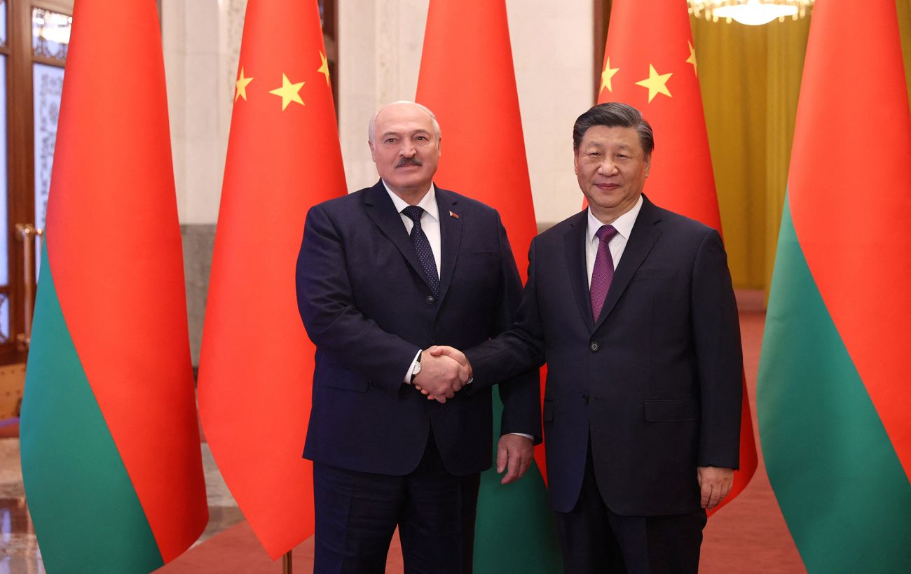 Лукашенко неочікувано прилетів до Сі Цзіньпіна: про що домовляються