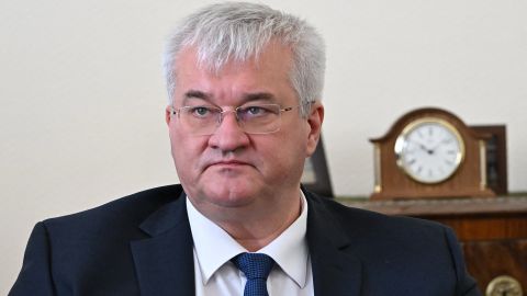 МИД осудил стрельбу на мероприятии Трампа, там была посол Украины